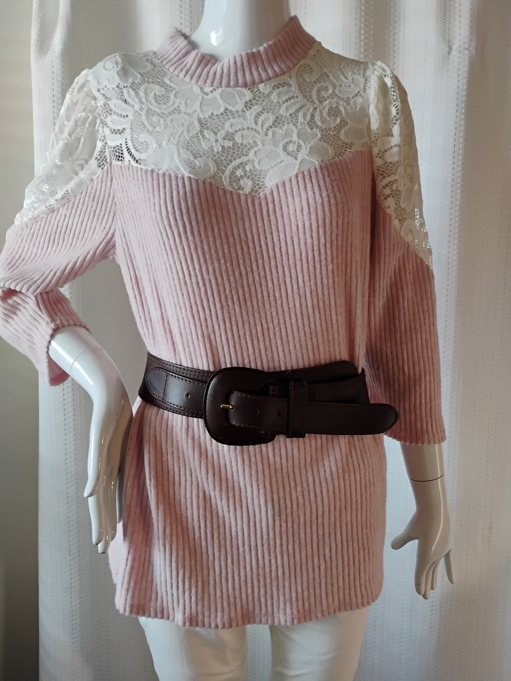 Olivia Blu Women's Pink Lace-Yoke Ribbed Sweater Top Size XL